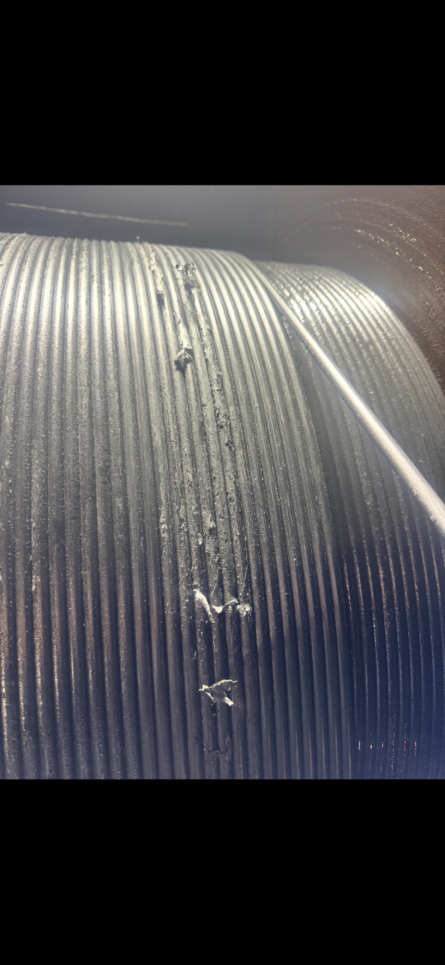 Surface wear on spool